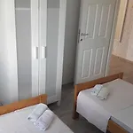 Apartment Leonarda Murter
