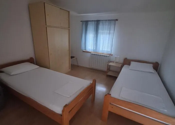 Leonarda Apartman *