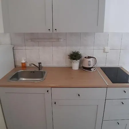 Leonarda Апартаменты