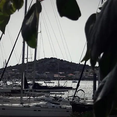 Апартаменты Leonarda *