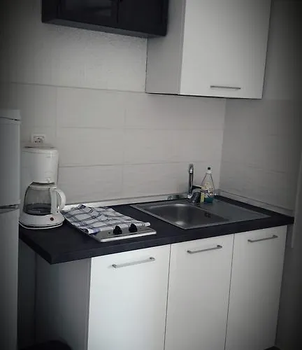 Leonarda Appartement *