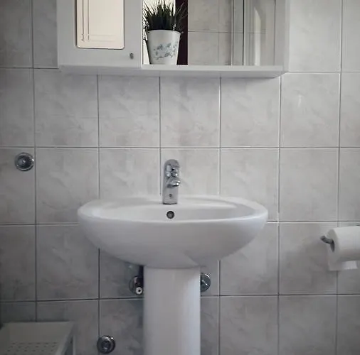 Leonarda Appartement Murter