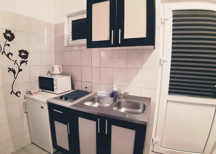 Leonarda Appartement *